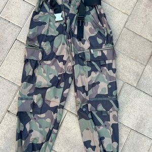 ZARA CAMOUFLAGE CARGO PANTS